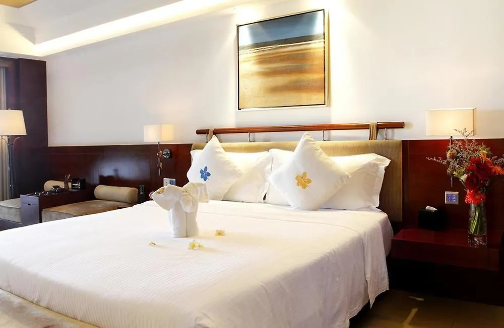 Marina Spa Hotel Sanya