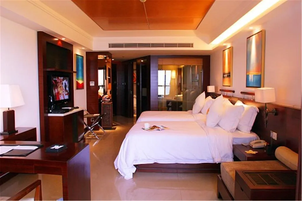 Marina Spa Hotel Sanya 3*,